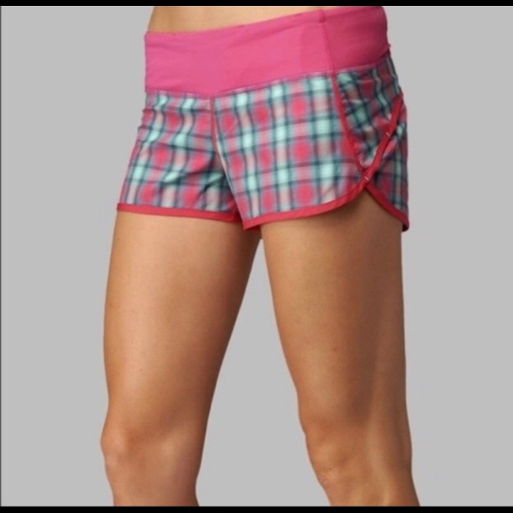 Lululemon speed short!  EUC!  Size 4